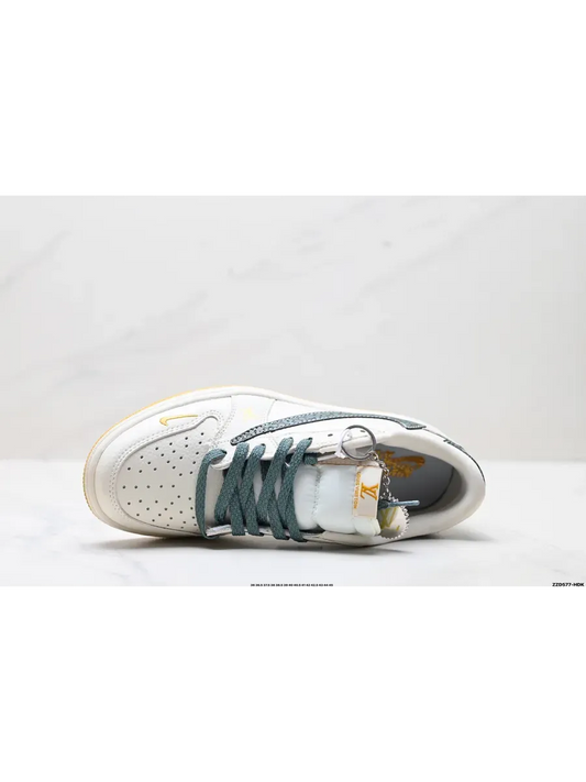 Nike X travis LV Customs