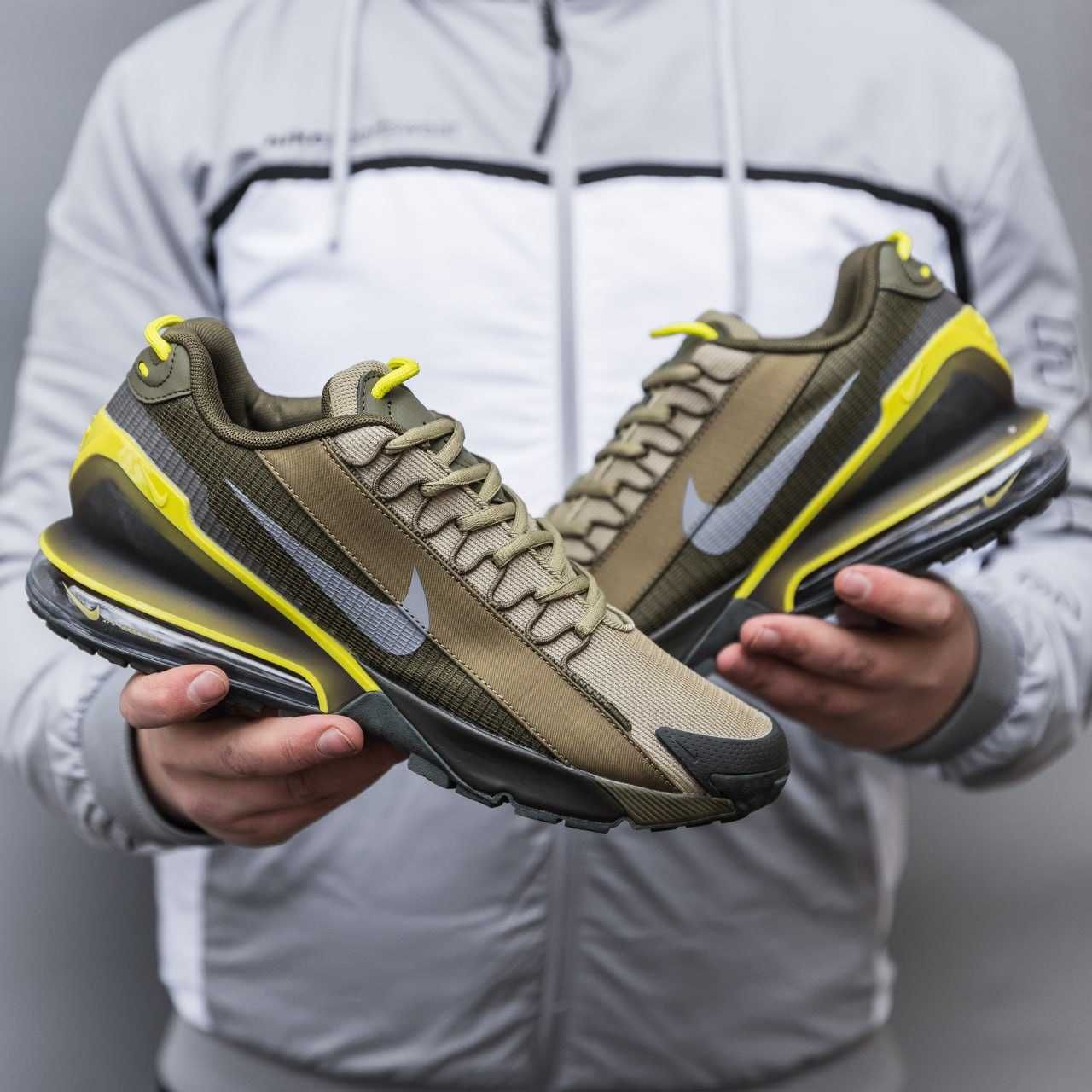 Nike AirMax Pulse Roam